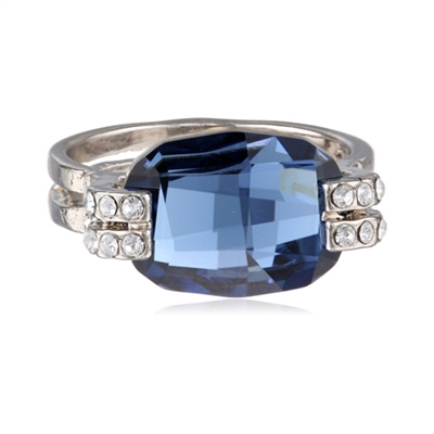 OroClone "Crystal Luxe" Cushion Cut Ring